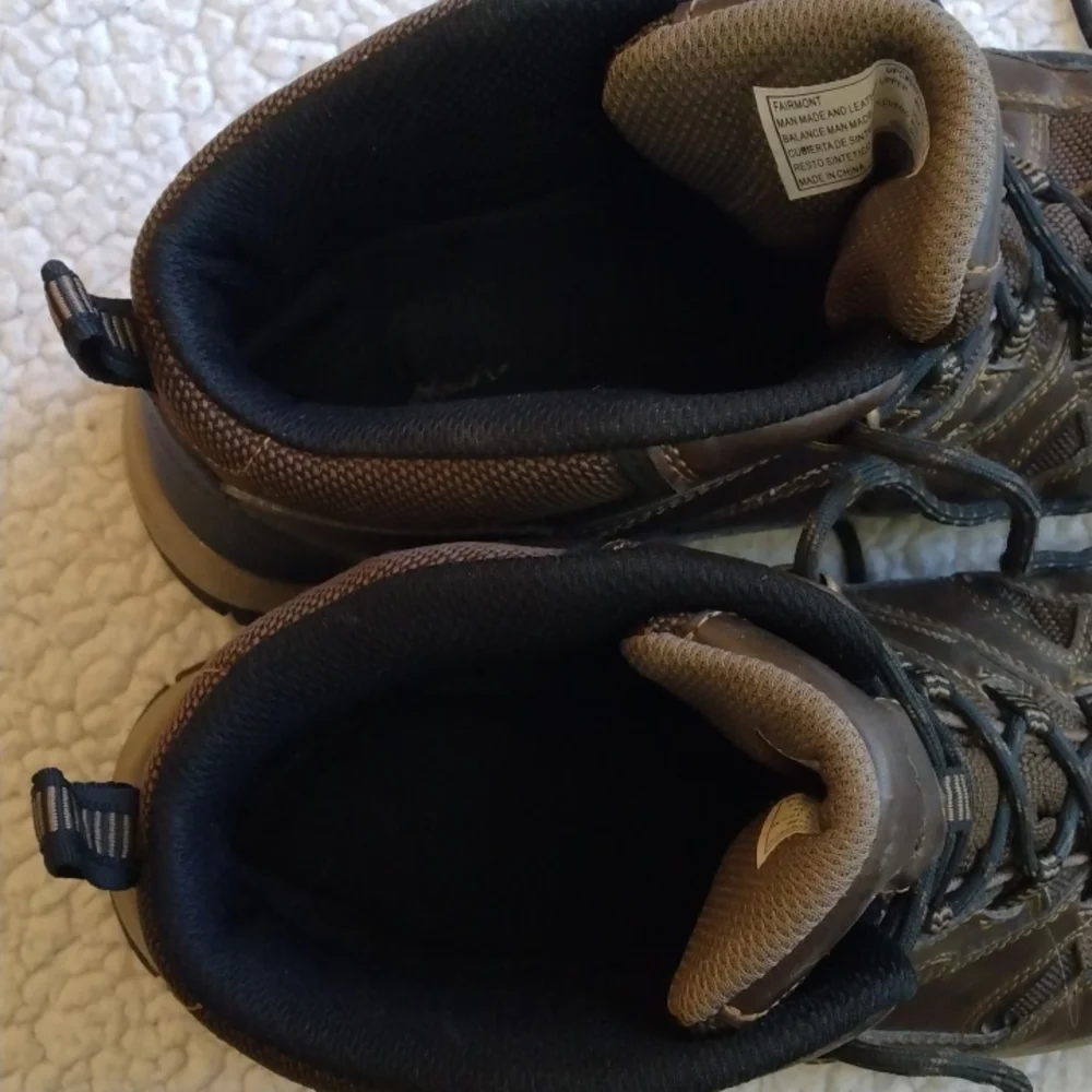 Eddie Bauer Brown Fairmont Hiking Boots 10.5 M